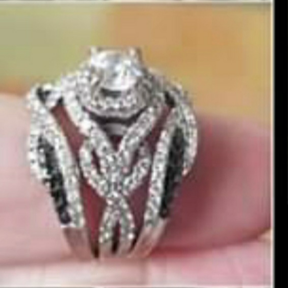 Wedding ring - Picture 4 of 4
